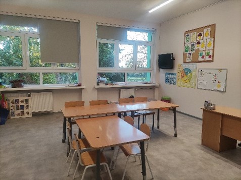 Fotografia przedstawiająca salę lekcyjną